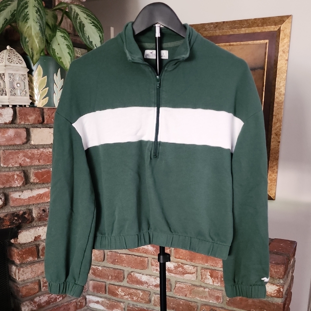 Hollister Cropped Quarter Zip Sweatshirt Green White Stripe Athleisure Pullover